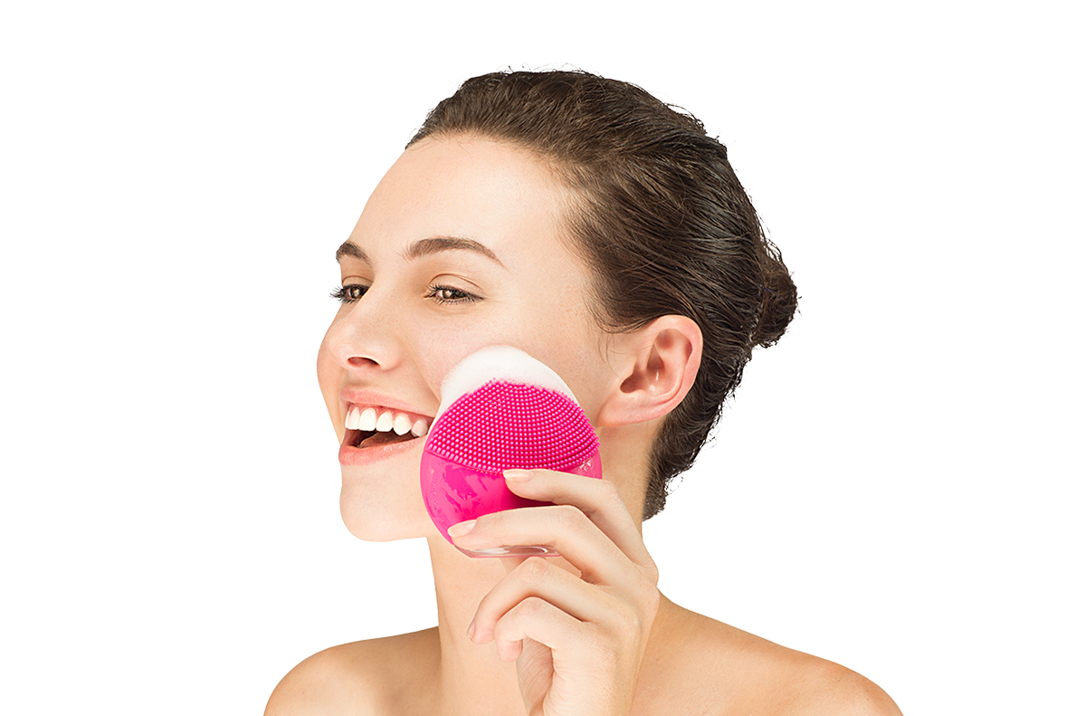 FOREO facial cleansing brush